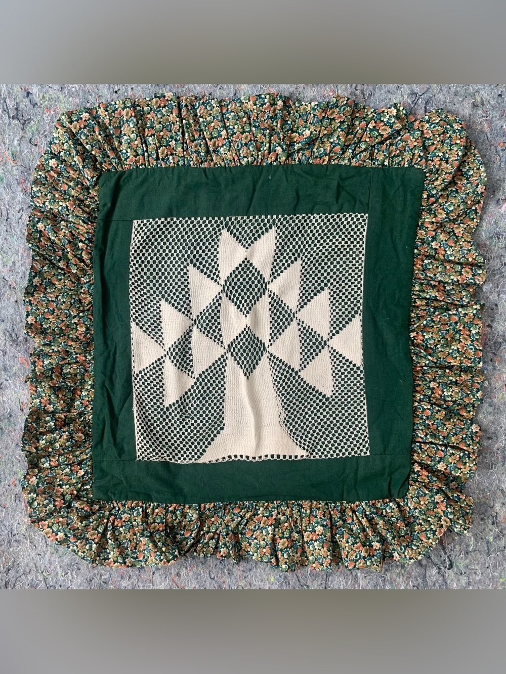 Vintage 80s 90s green & multicolor floral tree country cottage pillowcase sham